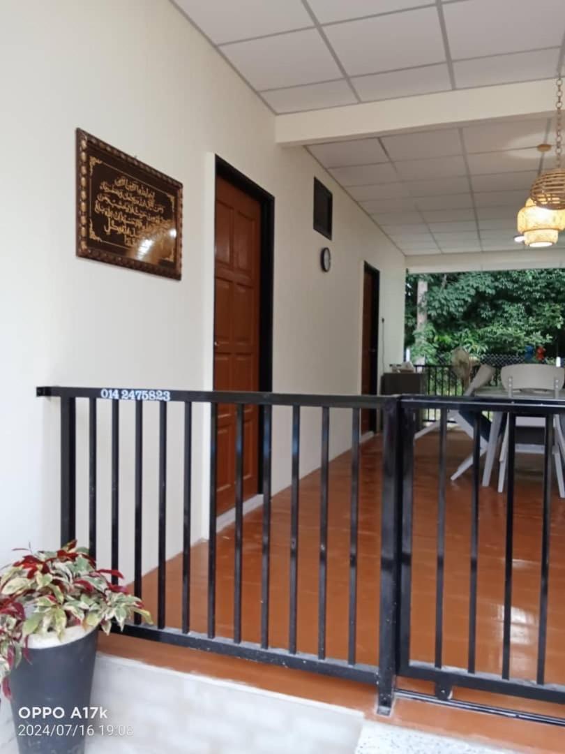 Apartament Bilik Umar Gerik Zewnętrze zdjęcie